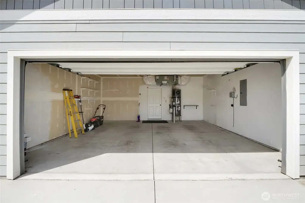 409 S Trillium Moses Lake WA 98837