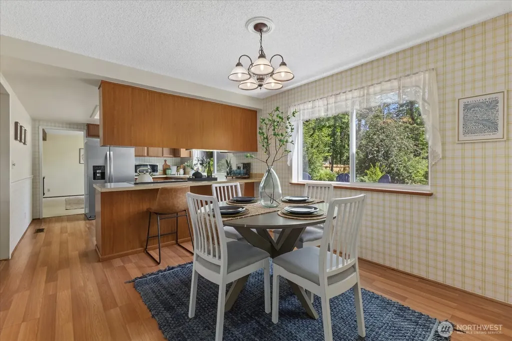 2006 245th Avenue SE Sammamish WA 98075
