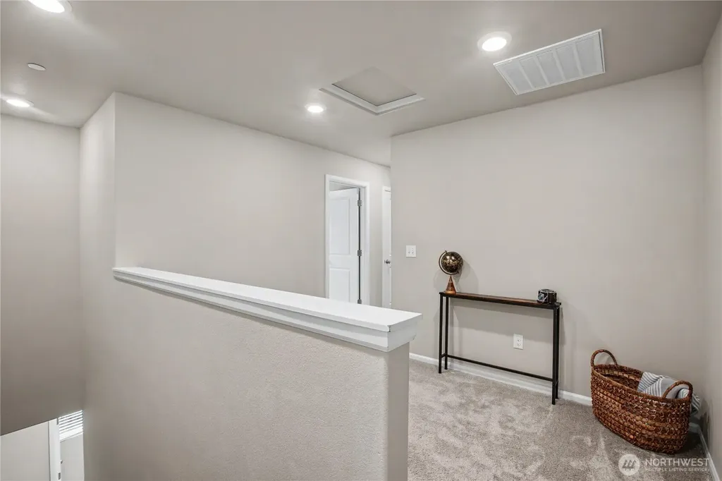 3340 Hoffman Hill Boulevard Dupont WA 98327
