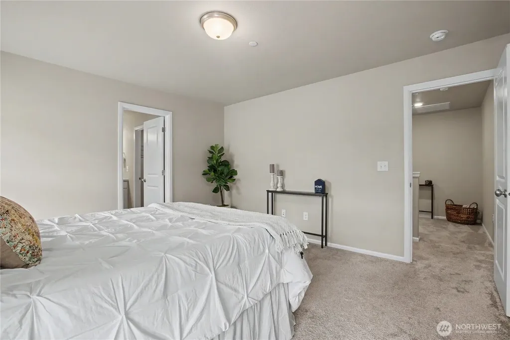 3340 Hoffman Hill Boulevard Dupont WA 98327