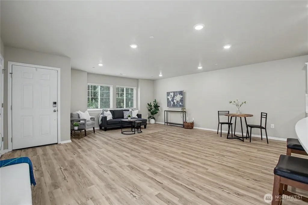 3340 Hoffman Hill Boulevard Dupont WA 98327