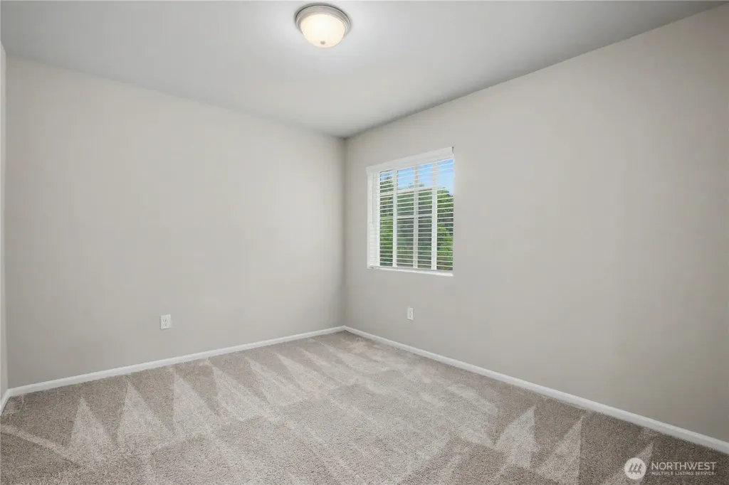 3340 Hoffman Hill Boulevard Dupont WA 98327