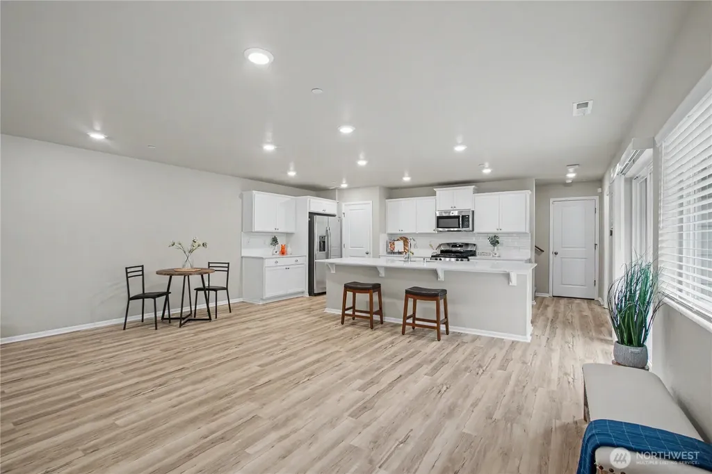 3340 Hoffman Hill Boulevard Dupont WA 98327