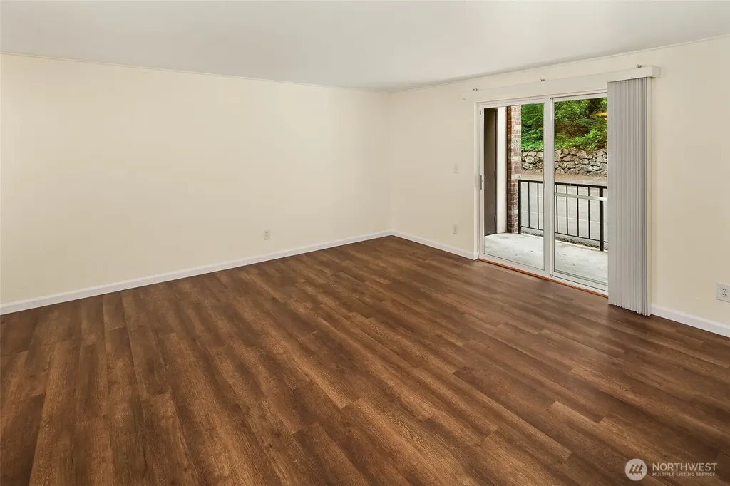 4501 Grandview Drive W University Place WA 98466