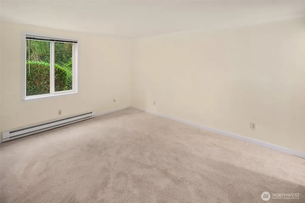 4501 Grandview Drive W University Place WA 98466