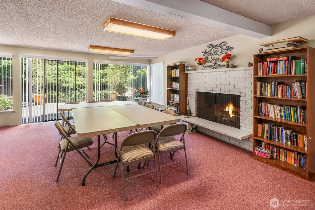4501 Grandview Drive W University Place WA 98466