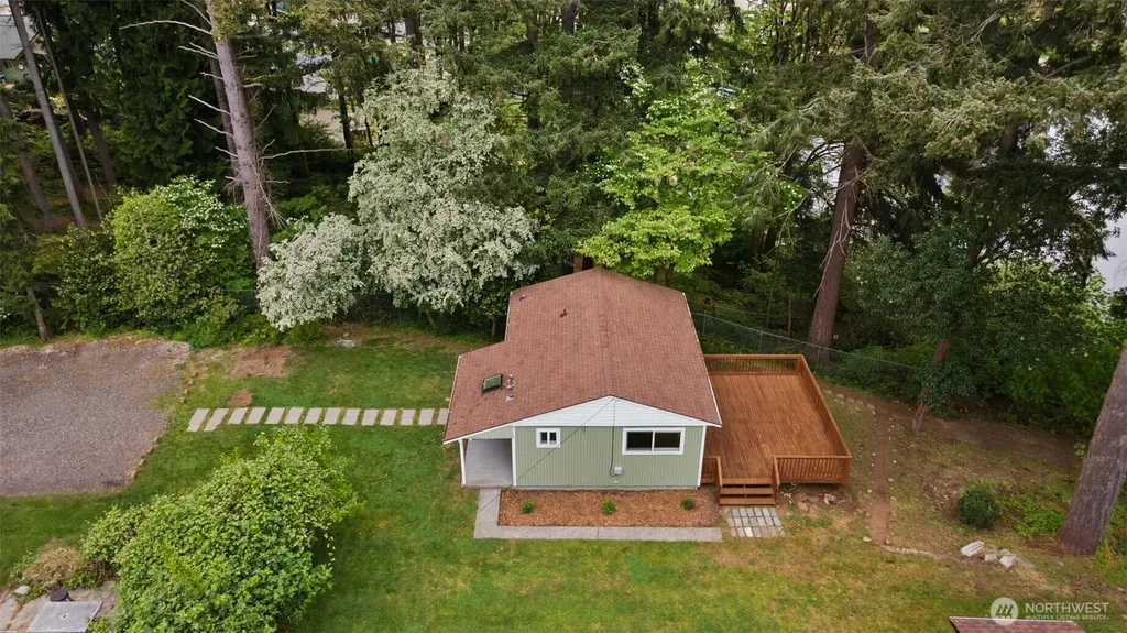 3502 Long Lake Drive SE Lacey WA 98503