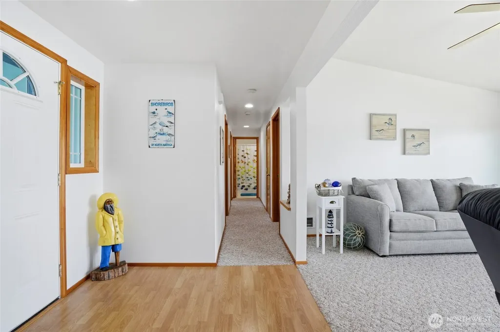 706 343rd Place Ocean Park WA 98640
