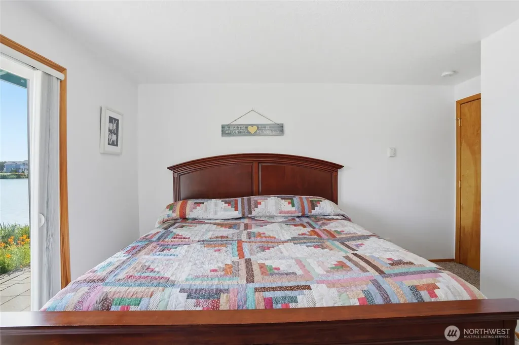 706 343rd Place Ocean Park WA 98640