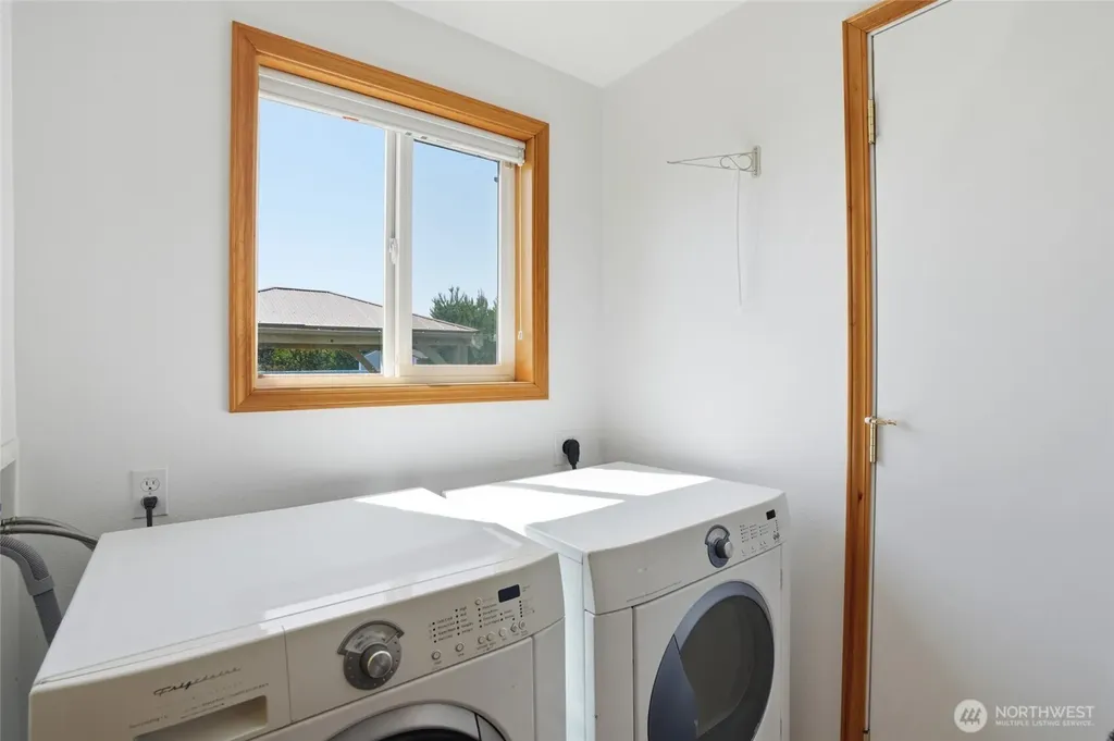 706 343rd Place Ocean Park WA 98640