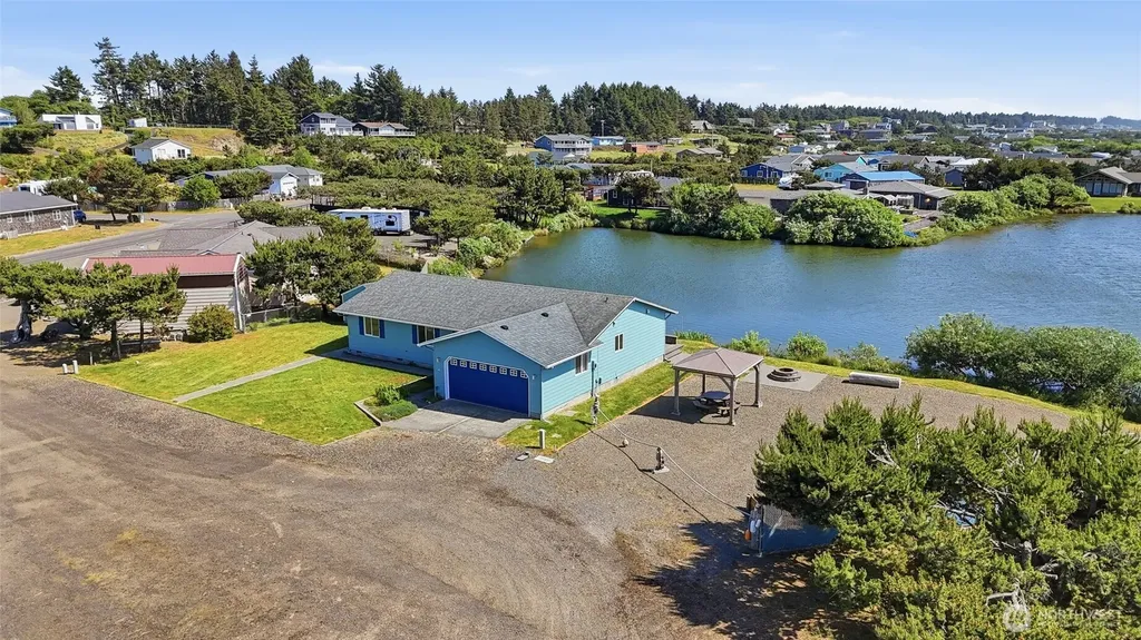706 343rd Place Ocean Park WA 98640