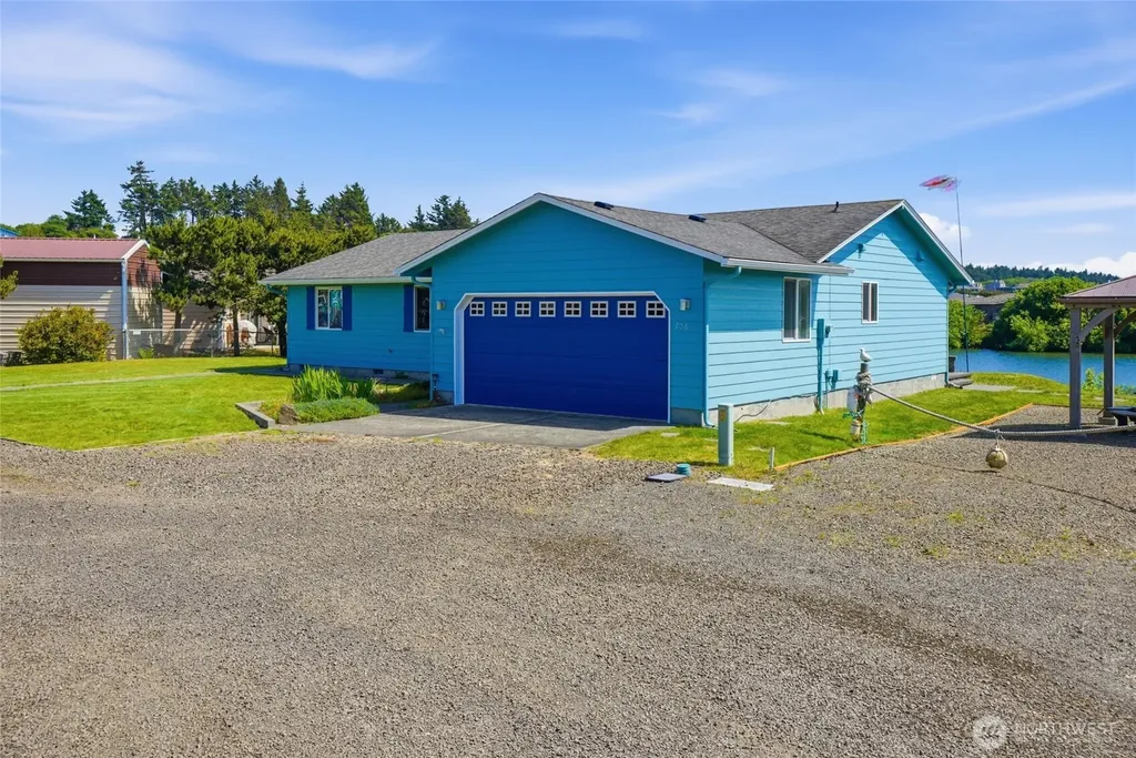 706 343rd Place Ocean Park WA 98640