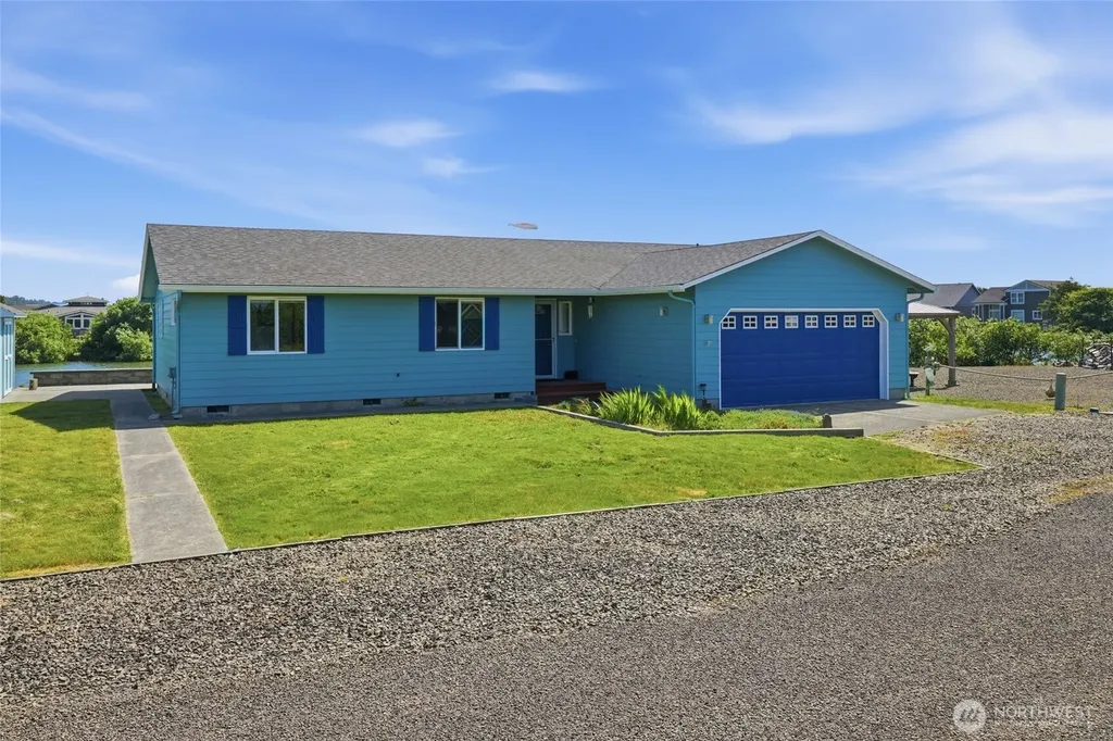 706 343rd Place Ocean Park WA 98640