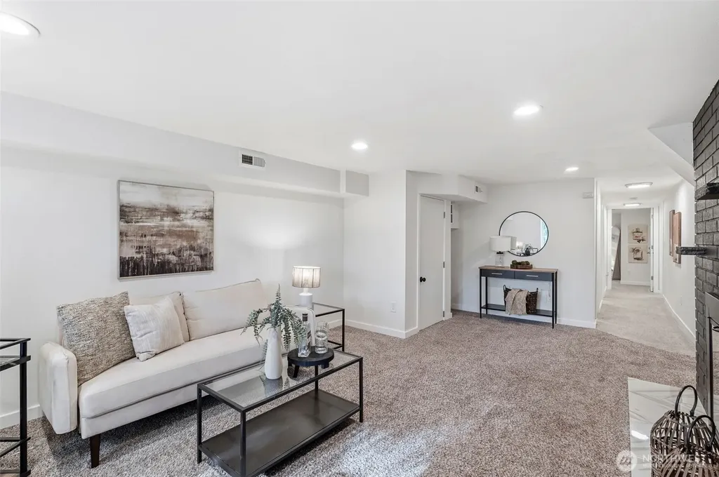 3834 S 19th Street Tacoma WA 98405