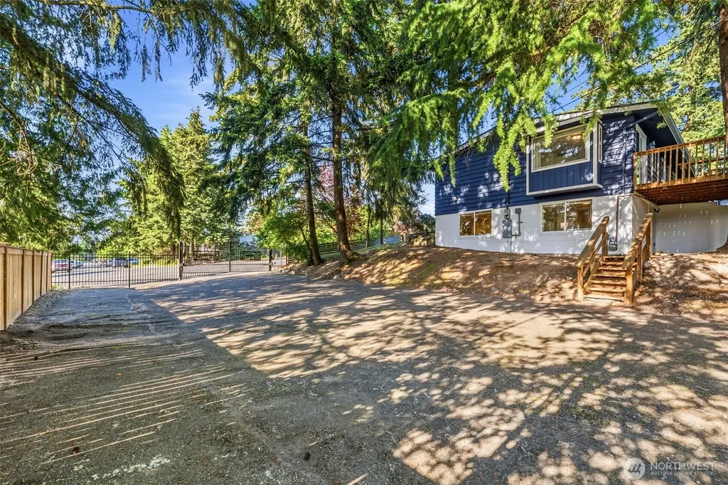 3834 S 19th Street Tacoma WA 98405