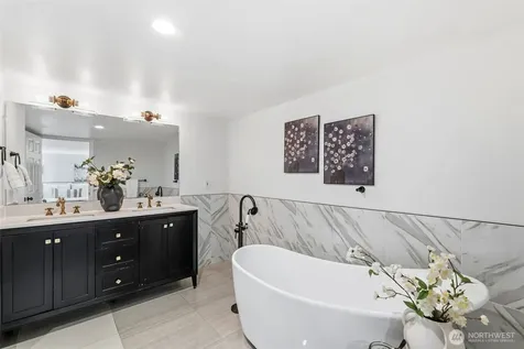 3834 S 19th Street Tacoma WA 98405