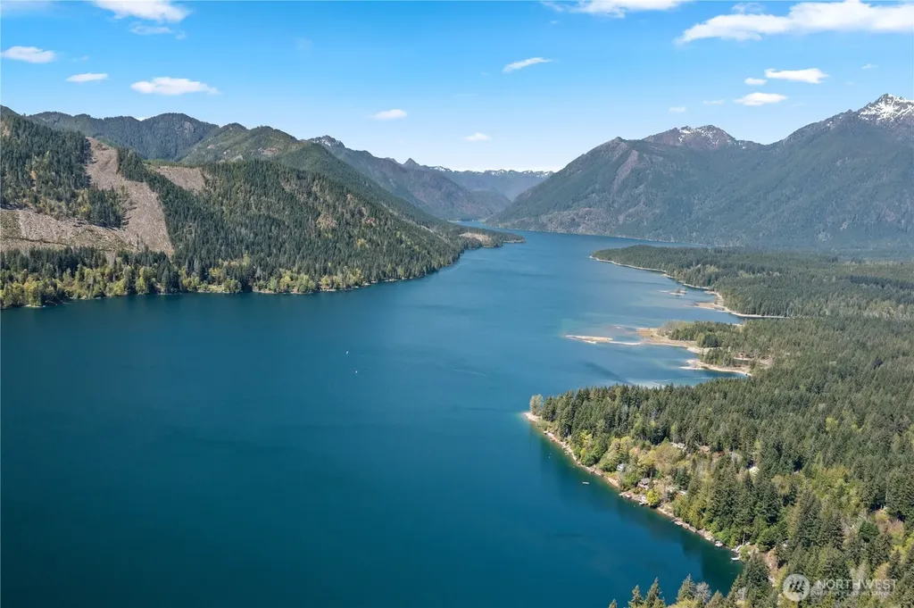 0 N White Tail Trail Hoodsport WA 98548