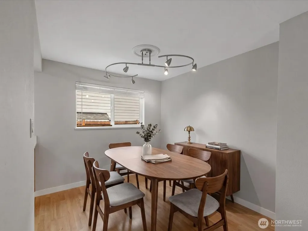 7631 201st Street SW Edmonds WA 98206