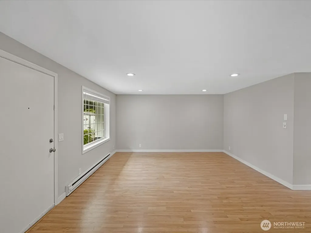 7631 201st Street SW Edmonds WA 98206