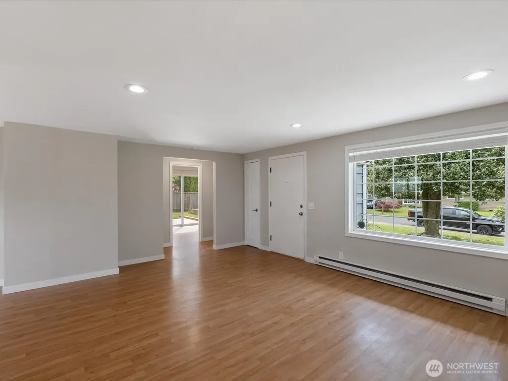 7631 201st Street SW Edmonds WA 98206