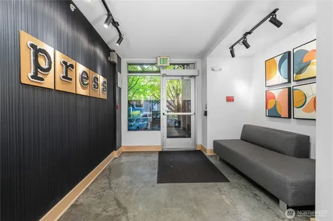 1620 Belmont Avenue Seattle WA 98122