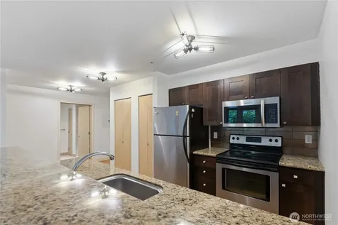 1620 Belmont Avenue Seattle WA 98122