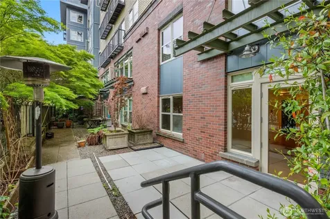 1620 Belmont Avenue Seattle WA 98122