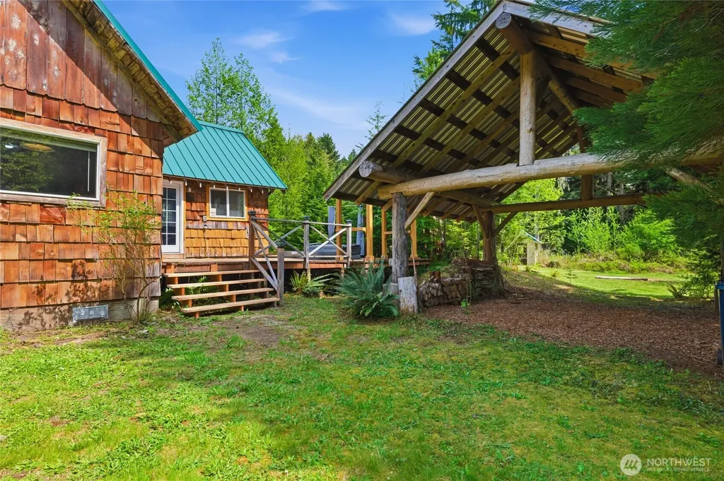 33822 State Route 706 E Ashford WA 98304