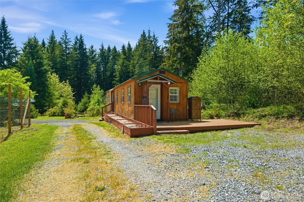 33822 State Route 706 E Ashford WA 98304