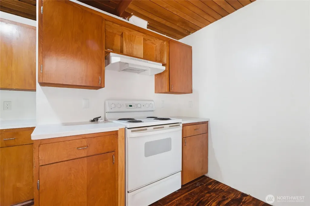 33822 State Route 706 E Ashford WA 98304
