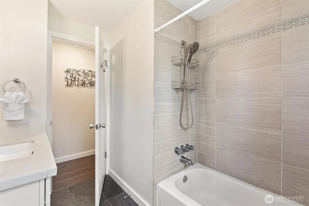 440 S 304th Street Federal Way WA 98003