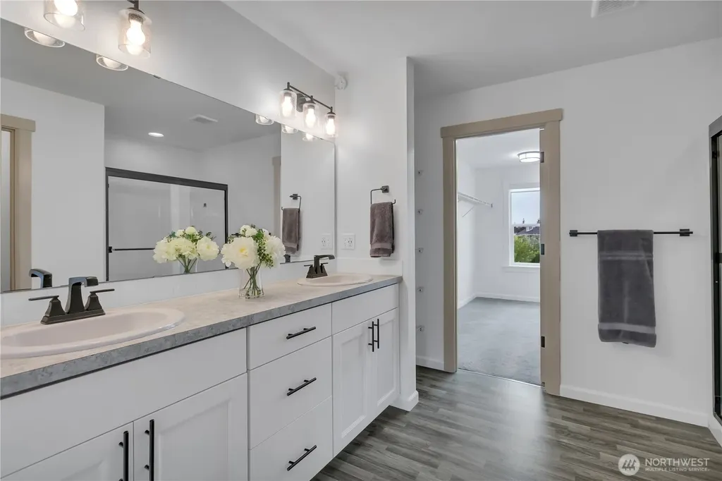 164 Hogan Drive Enumclaw WA 98022