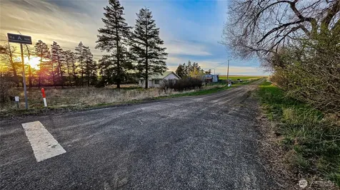 101 Us Highway 2 Waterville WA 98858