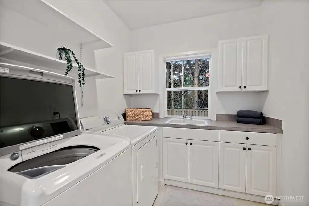 6712 127 Place SE Bellevue WA 98006