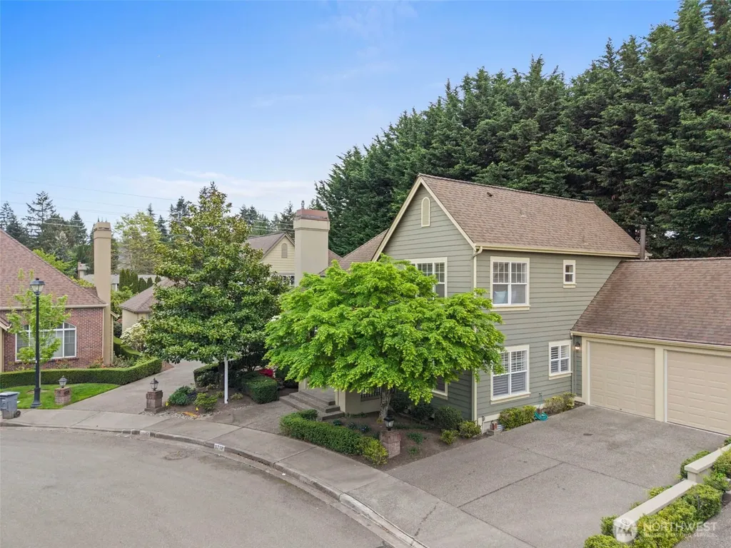 6712 127 Place SE Bellevue WA 98006