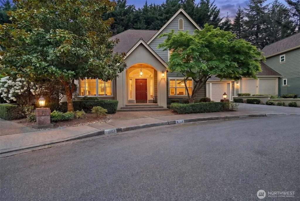 6712 127 Place SE Bellevue WA 98006