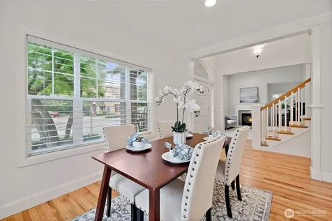 6712 127 Place SE Bellevue WA 98006
