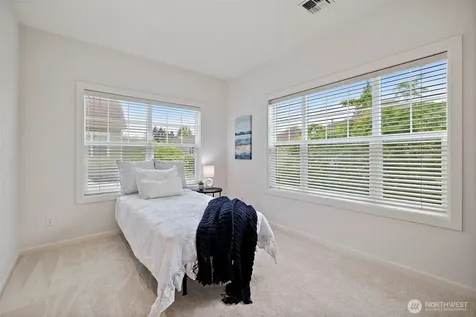 6712 127 Place SE Bellevue WA 98006