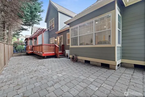 6712 127 Place SE Bellevue WA 98006