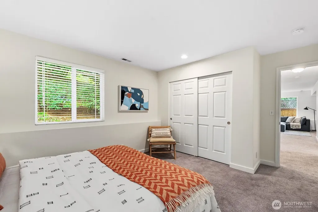 4035 NE 110th Street Seattle WA 98125