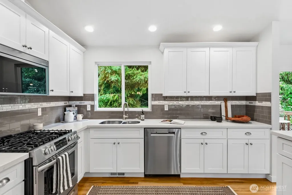 4035 NE 110th Street Seattle WA 98125