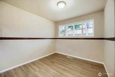 58 157th Avenue SE Bellevue WA 98008