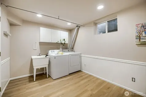 58 157th Avenue SE Bellevue WA 98008