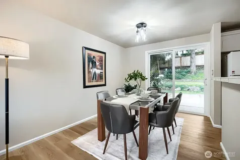58 157th Avenue SE Bellevue WA 98008