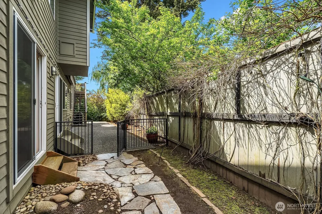 6308 110th Avenue NE Kirkland WA 98033