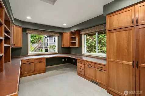 6308 110th Avenue NE Kirkland WA 98033