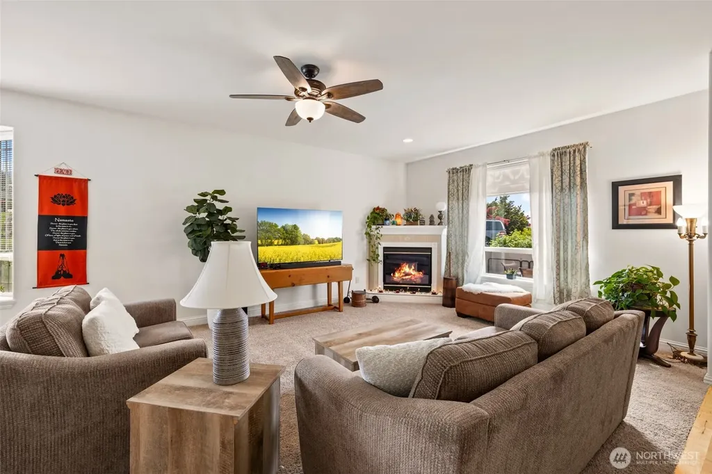 433 Big Leaf Court Sequim WA 98382
