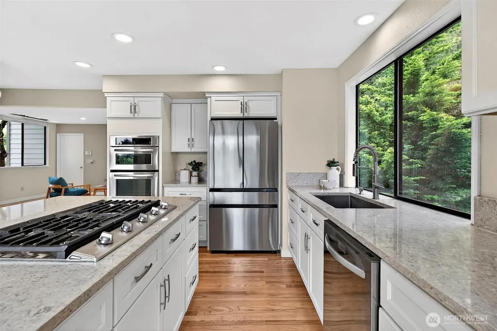6162 144th Pl SE Bellevue WA 98006