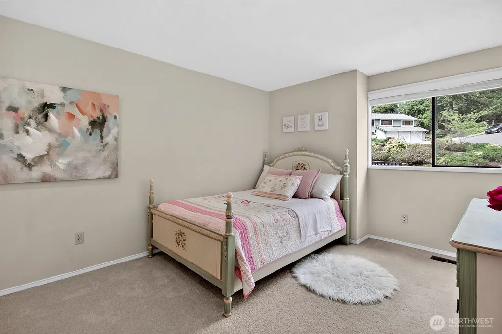 6162 144th Pl SE Bellevue WA 98006