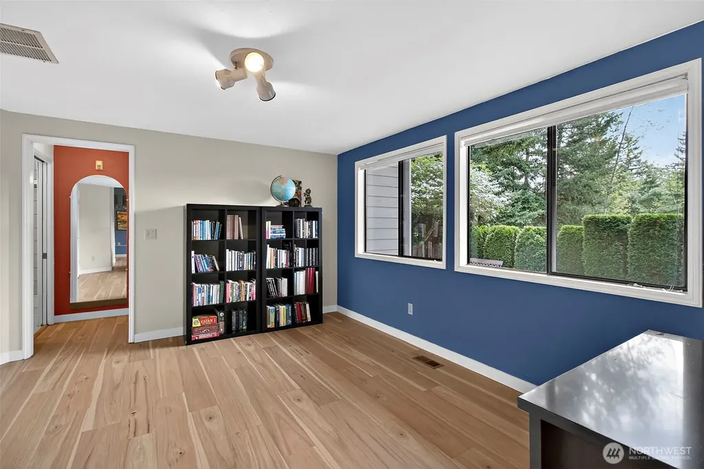 6162 144th Pl SE Bellevue WA 98006